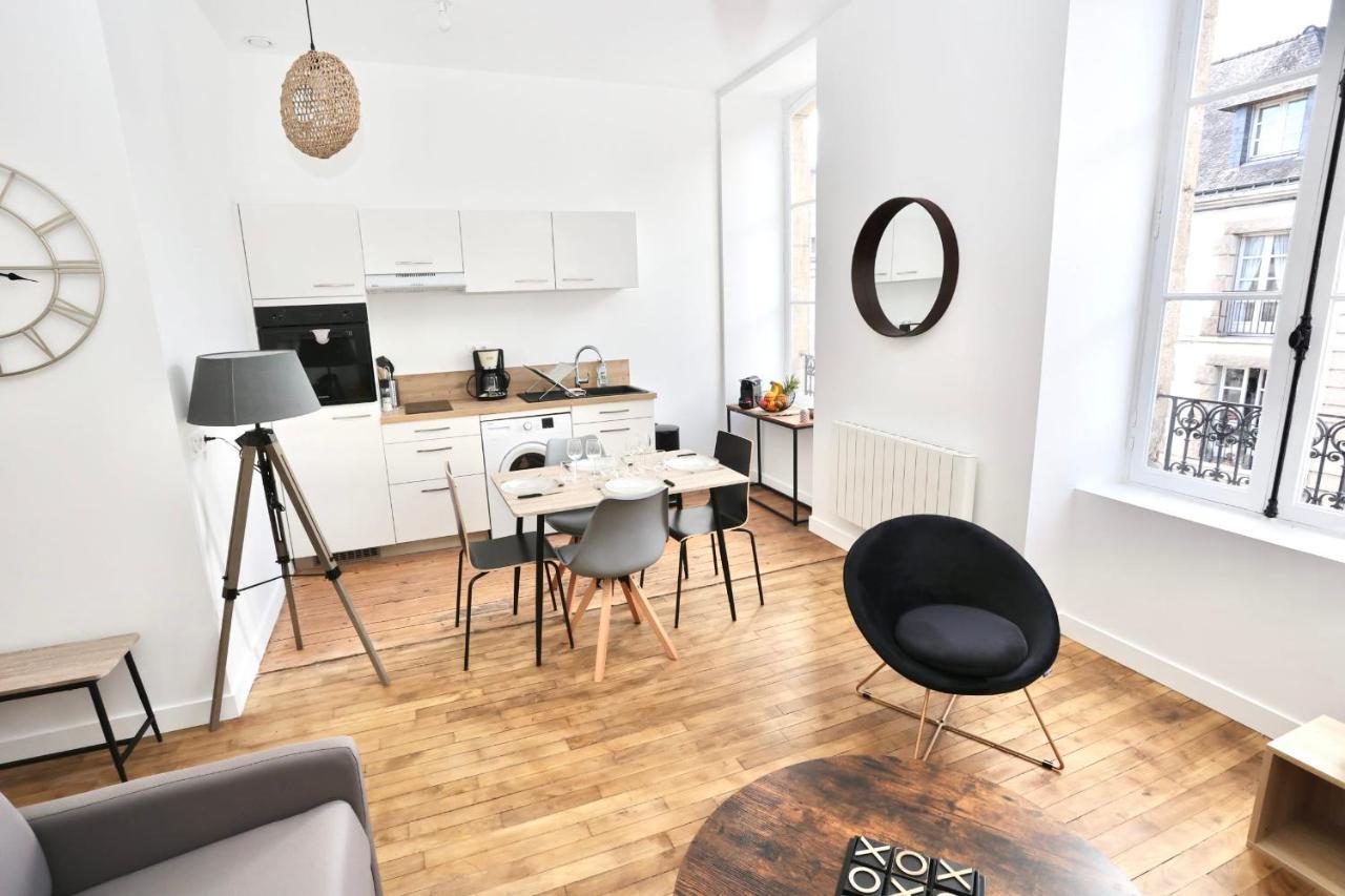 Ferienwohnung Napoleon Gare 6 T2 1Er Etage Bylocly Pontivy Exterior foto